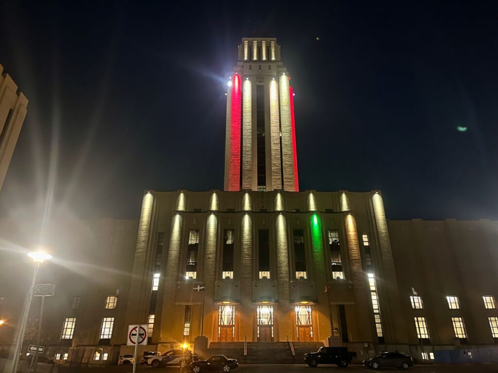 La mobilisation étudiante en soutien à la Palestine et l'enclave de Gaza est une des priorités du mandat 2025-2026 du Bureau exécutif de la FAÉCUM, a déclaré la secrétaire général, Yasmeen Lazhar lors du dernier congrès général, la nuit du 8 octobre 2025. © Mohammed Aziz Mestiri