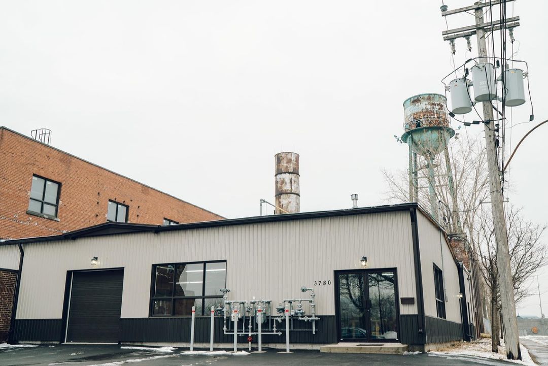 La Canadian Roasting Society au coin des rues Pitt et Saint-Patrick