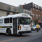 Bus Dans La Rue pour faire face à l'itinérance chez les jeunes