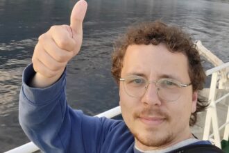 Zachary T Gauthier publie ses vidéos explicatives sur les réseaux sociaux.